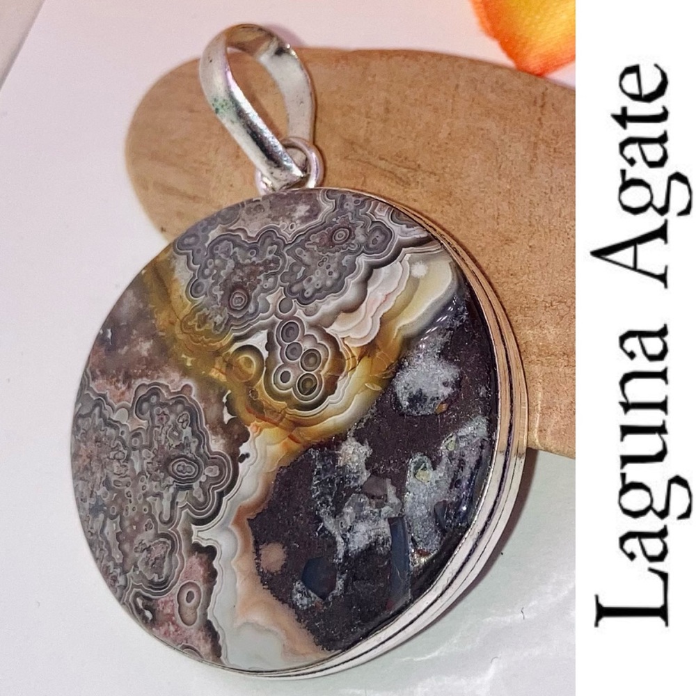 💯 Enticing Mexican Laguna Lace Agate Gemstone Handmade Pendant